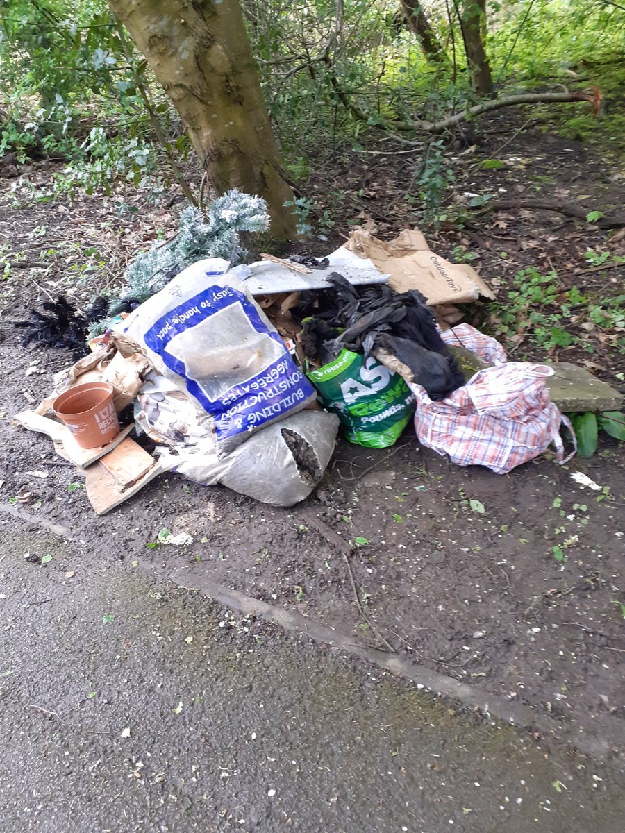 MCCWythenshawe's tweet photo. Flytipping on Willenhall Road, Northenden. Compliance Officer found evidence amongst the waste from 2 addresses in Wythenshawe. A member of the public has come forward and they have photos of the vehicle registration number and a photo of the driver! #mcccompliance https://t.co/pS3Ub1eQOf