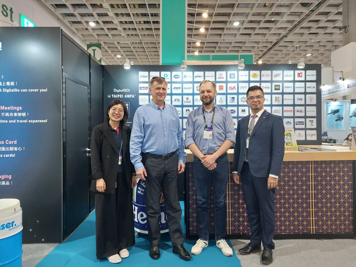 PolskaGrupaMoto's tweet photo. Jesteśmy w Tajwanie na targach #AMPA (Taipei Int'l Auto Parts &amp; Accessories Show) / #Autotronics / 2035 E-Mobility.
W misji biorą udział przedstawiciele firm:
#FischerAutomotive
#ELiX
#KBGlobal
#Castex
oraz przedstawiciel #PGM. https://t.co/3uFwuFlINk