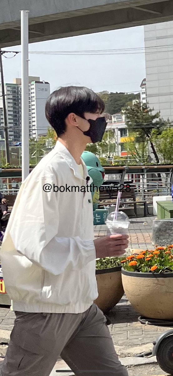 Han Yujin Philippines on Twitter "PREVIEW 📸 Yujin was spotted today