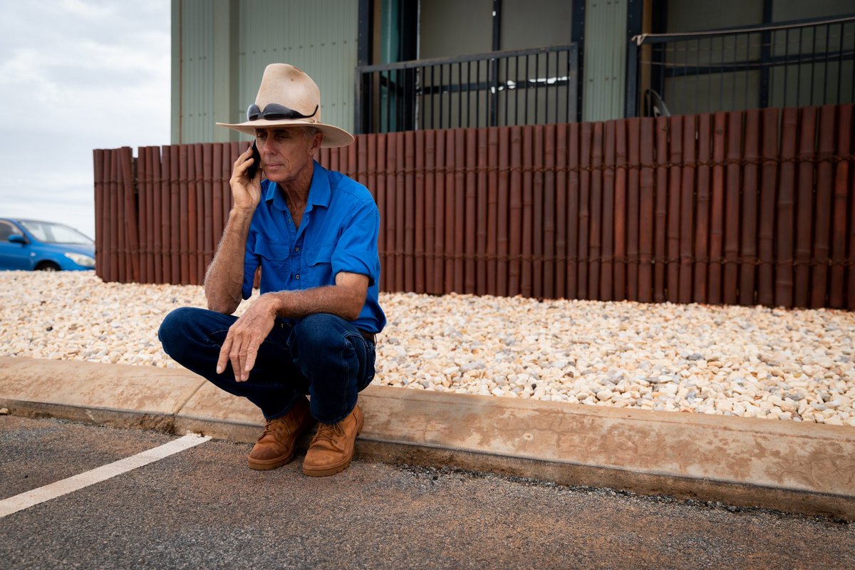 CasonKYHo's tweet photo. Nearby, Pardoo station manager Scott Fraser is yet to assess the extent of damage to his property and loss of cattle. He evacuated earlier, but described the unnerving “roaring” of cyclone #Ilsa as it approached. @abcnews https://t.co/hc7sj6Jm2H