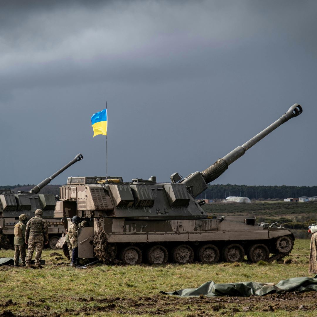 Militaire Spectator (@milspectator) on Twitter photo 'Het aanhouden van reservisten, reservematerieel en munitie gold lange tijd als pure geldverspilling, maar voor de snelle herbewapening in een overspannen marktsituatie betalen we nu de hoofdprijs.'
Het nieuwe editoriaal van de <a href="/milspectator/">Militaire Spectator</a> staat online: militairespectator.nl/artikelen/muni… 'Het aanhouden van reservisten, reservematerieel en munitie gold lange tijd als pure geldverspilling, maar voor de snelle herbewapening in een overspannen marktsituatie betalen we nu de hoofdprijs.'
Het nieuwe editoriaal van de <a href="/milspectator/">Militaire Spectator</a> staat online: militairespectator.nl/artikelen/muni…