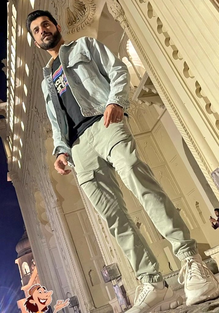 ChandaVarma13's tweet image. Killerrrrrrrr....... 🔥🔥💥
#SharadMalhotra  #SMarmy