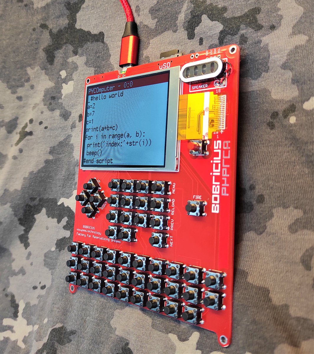 bobricius's tweet image. #PyPrCa is pocket computer
-Dimensions compared to Numworks calculator
-Look inside
-Simple quadratic equation solver

I am alive thanks to my Patreon supporters
patreon.com/bobricius