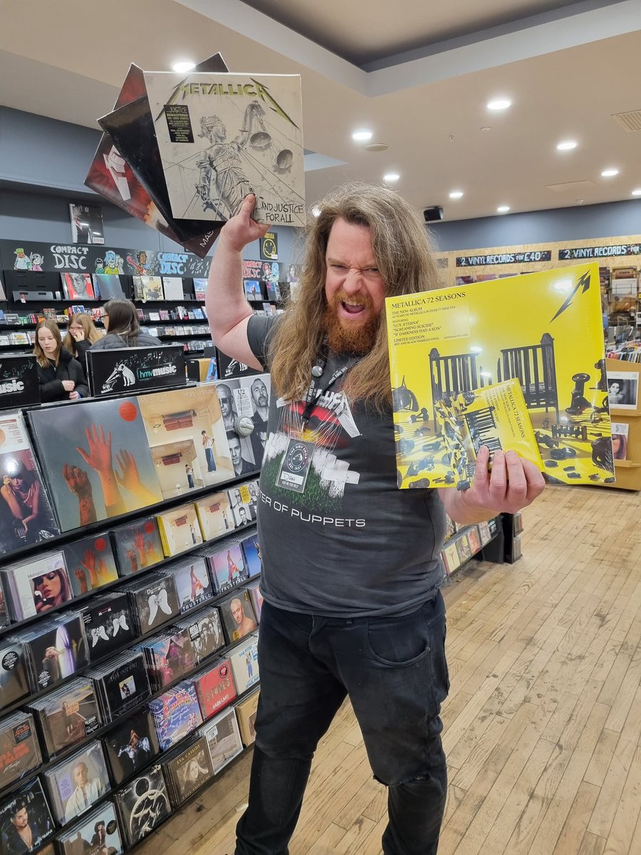 IT'S METALLICA DAY!!! 

Out artist of the month Metallica's new album 72 Seasons is out NOW! Hurry on down to get your copies because this bad boy is selling fast 🏃🏼 

(not Dan, he's a good boy and he's not for sale)

#metallica #72seasons #hmvexclusive #artistofthemonth