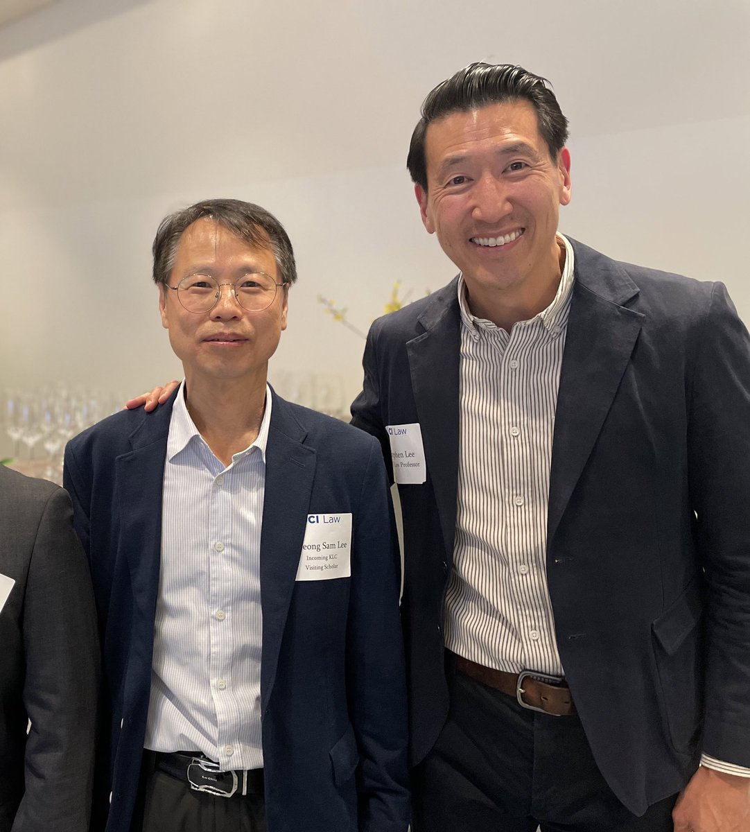 AustenParrish's tweet image. A tremendous thanks to Dean Khary Hornsby and Advisor Grace Lee from our incomparable Global Programs team, who ensured our trip to Seoul went so smoothly. And many thanks to super star professors @ProfStephenLee and @jiseonsong, who were instrumental the entire week.