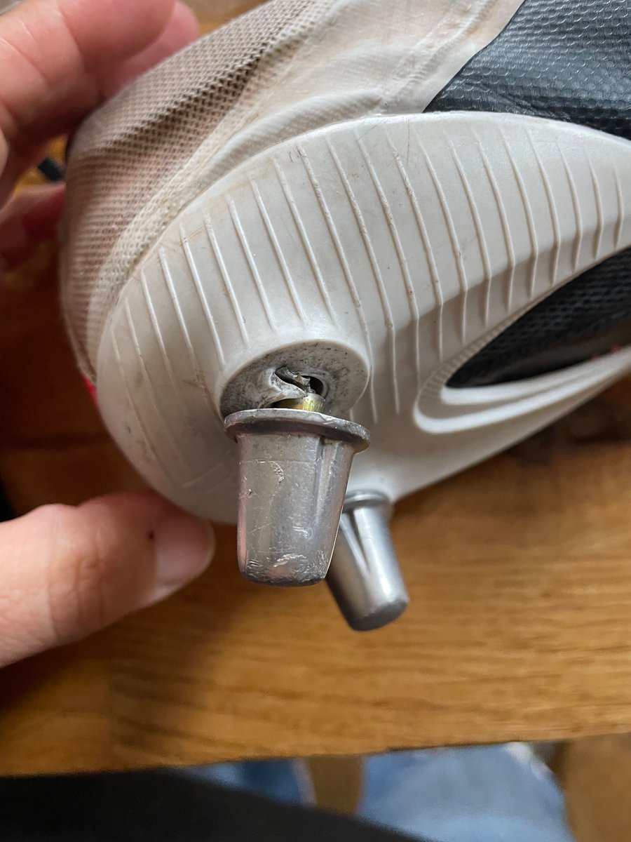 vixellis's tweet photo. @adidasUK  this is the second pair this has happened to after wearing for only a couple of months. Faulty batch? Can you help pls https://t.co/G0XEbIGGmH