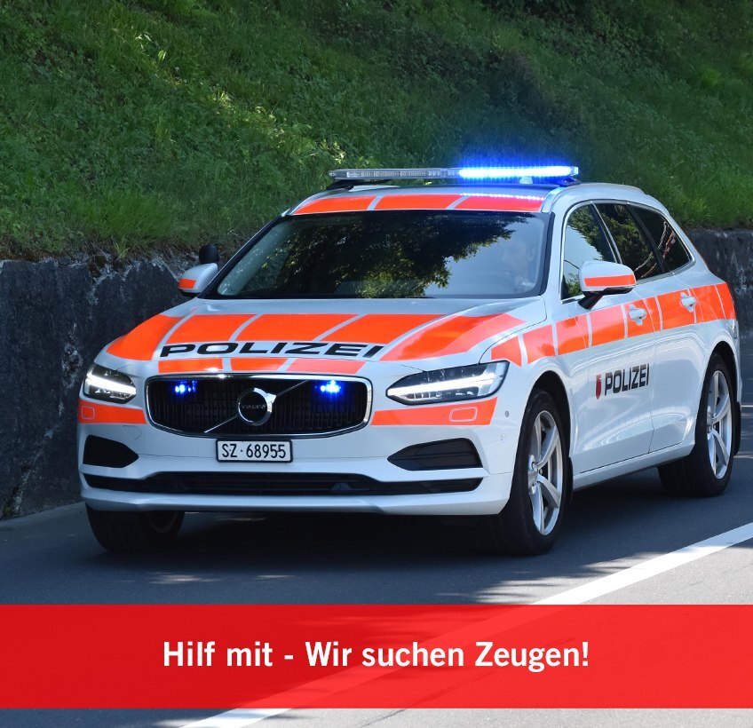 Kantonspolizia's tweet image. Am 13. April 23, nach 16.00 Uhr, kam es in Küssnacht Oberdorf / Kreuzmattweg zur Kollision zwischen einem Personenwagen und einem Schüler. Wenn du etwas gesehen hast, melde dich unter der Telefonnummer 041 819 29 29. #kaposchwyz #kantonspolizeischwyz #polizeischweiz

@KapoSc…