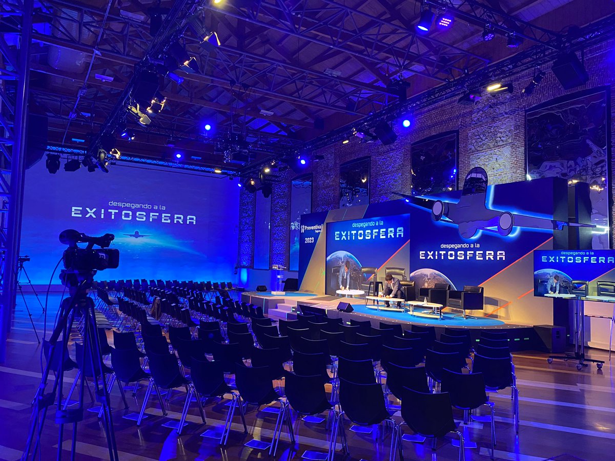 Ya tenemos todo preparado para comenzar nuestra convención. 👏👏👏 ¡Qué ilusión!