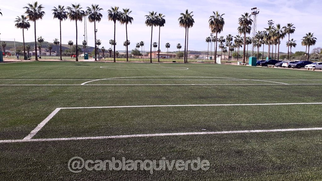 canblanquiverde's tweet photo. 📷 14/04 | Así luce el nuevo campo en la Ciudad Deportiva #CCF. https://t.co/K1qA1V9zeb