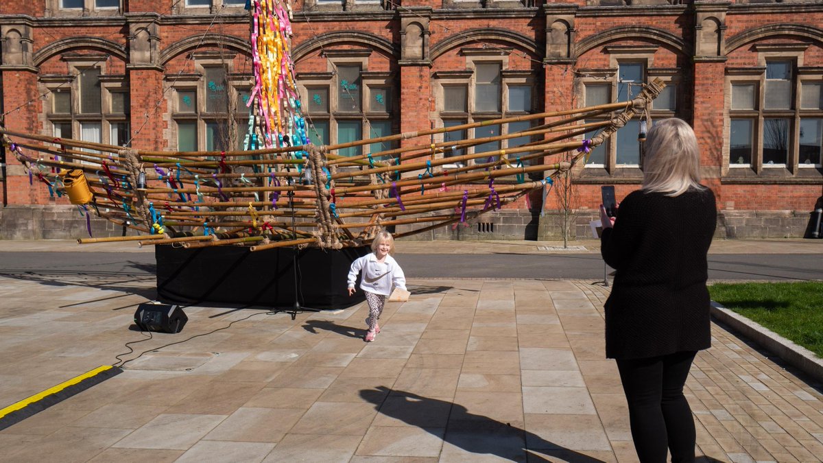 NationalTheatre's tweet image. Odysseus' journey has begun, and the Galley, a ship crafted from sustainable materials, is travelling alongside the multivenue tour.
 
Today it travels to join the company in @castdoncaster.

Odysseus’ journey is told over 5 parts as part of #NTPublicActs.

📸 Joseph Lynn