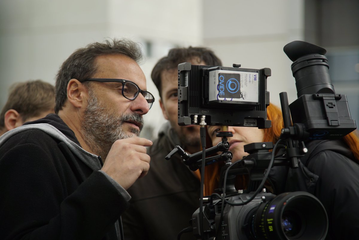 CineSeriesA's tweet image. Comienza el rodaje de #ElMolino la nueva película de Alfonso Cortés-Cavanillas y protagonizado por Pilar López de Ayala y Asier Etxeandía.

cineseriesaccion.com/comienza-el-ro…