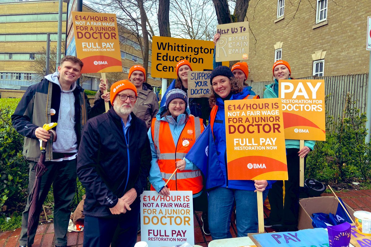 jeremycorbyn's tweet image. In the last 30 years, the wealth of British billionaires has increased by over 1000%.

Don’t let anyone tell you that pay restoration for NHS staff is unaffordable.

Keeping workers poor is a political choice. Solidarity with all those fighting back!