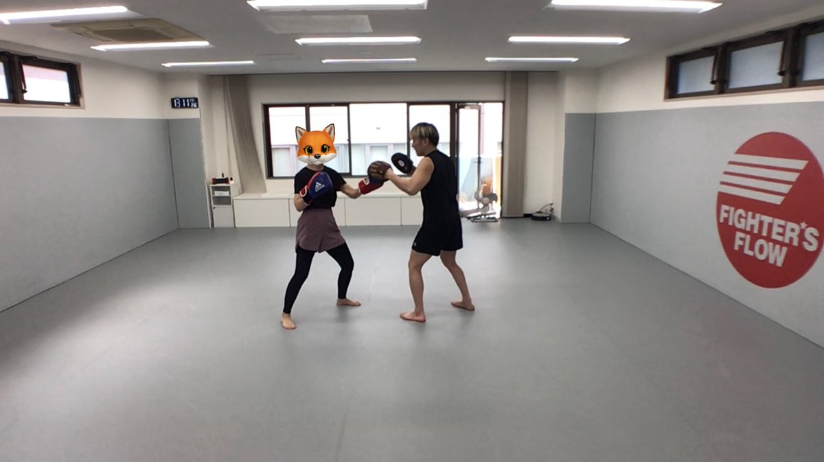 takao_ueda's tweet photo. FIGHTER’S FLOW MMA

お昼のフィットネスクラス！
この日は参加者1名だったのでもうパーソナルトレーニングでした😆

メンバーが少ない最初のうちのお得なやつです（笑） https://t.co/bevlzmONBd
