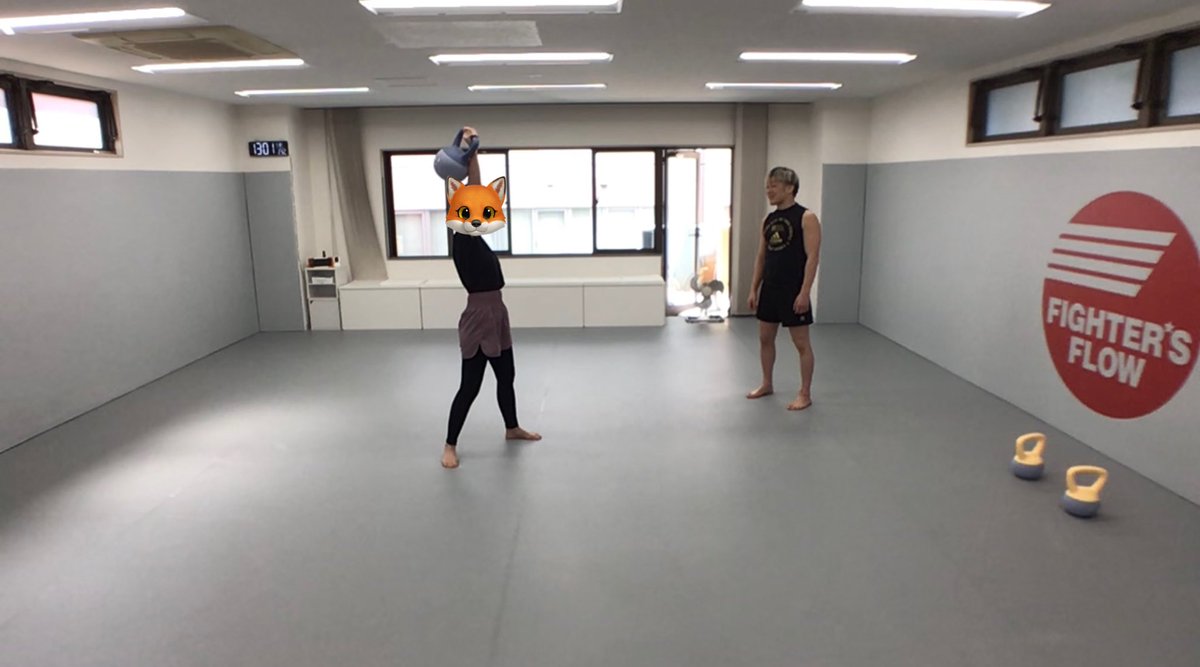 takao_ueda's tweet photo. FIGHTER’S FLOW MMA

お昼のフィットネスクラス！
この日は参加者1名だったのでもうパーソナルトレーニングでした😆

メンバーが少ない最初のうちのお得なやつです（笑） https://t.co/bevlzmONBd