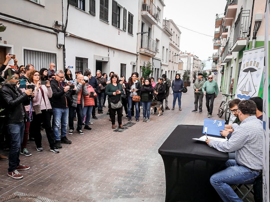 CanSanpere_'s tweet photo. 𝗛𝗘𝗠 𝗚𝗨𝗔𝗡𝗬𝗔𝗧 💚‼️ SIGNEM CONVENI amb @ajpremiademar

✅ Inici d'expropiació de Can Sanpere al gegant especulador Núñez i Navarro
✅ Retorn a la fàbrica un cop rehabilitada
✅ Cesió d'edifici alternatiu durant rehabilitació x continuar amb la nostra activitat

#ÉsDelPoble https://t.co/hfv4tDgyvS
