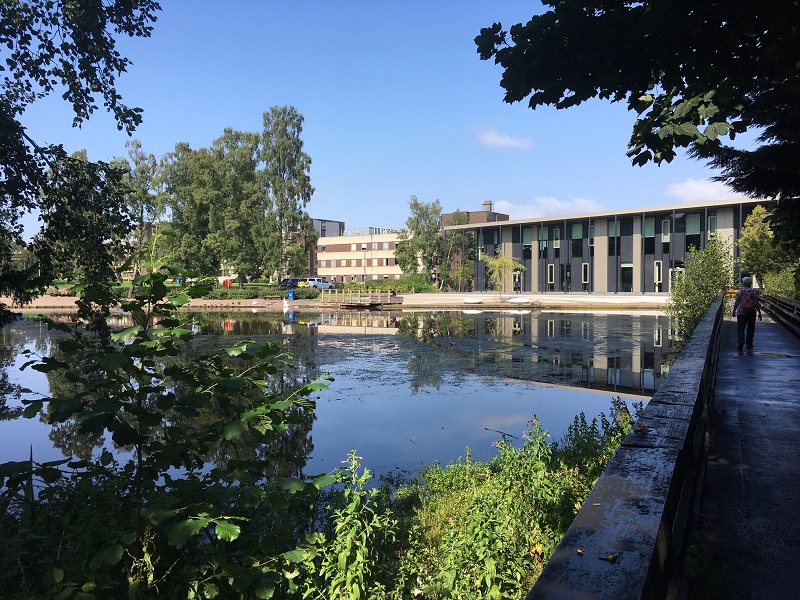 BPS Social Psychology Section (@socialpsychuk) on Twitter photo We are excited to share that the annual <a href="/socialpsychUK/">BPS Social Psychology Section</a> conference will be held this year in Scotland on 29 & 30 August. We will be at the beautiful Heriot-Watt campus, Edinburgh with a jam packed 2 days. Details via the link and more to follow #spsconf bps.org.uk/event/social-p… We are excited to share that the annual <a href="/socialpsychUK/">BPS Social Psychology Section</a> conference will be held this year in Scotland on 29 & 30 August. We will be at the beautiful Heriot-Watt campus, Edinburgh with a jam packed 2 days. Details via the link and more to follow #spsconf bps.org.uk/event/social-p…