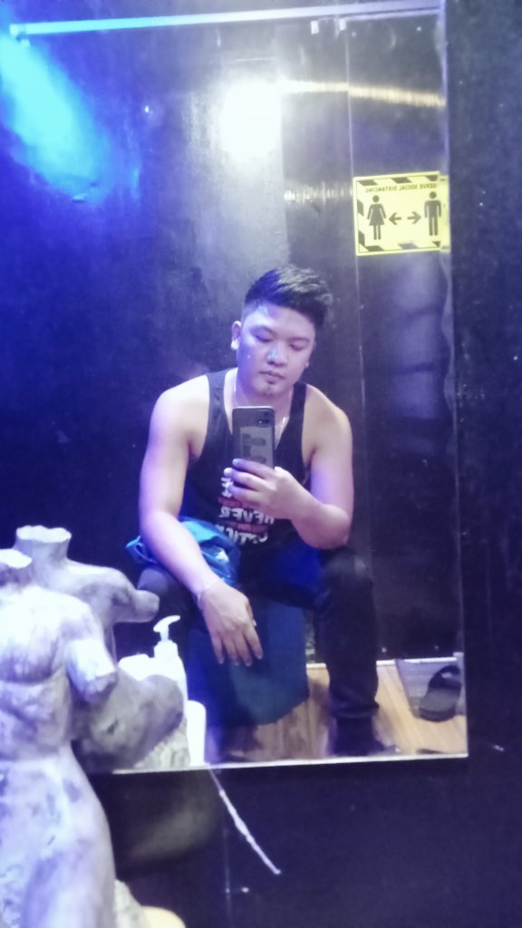 Kingaldrin_11's tweet photo. Wag puro trabaho deserve mo Rin. Mag relax kaya  Tara pamassage  kana @magnitude_spa https://t.co/JGU8QFdbSY