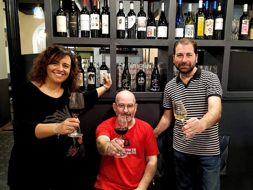 anaisabel_jc's tweet photo. #Felicidades a la empresa alcalareña @VermutFlorum! Su Vermut Blanco y Orange han conseguido 2 medallas de oro en los VIII Premios Vinos y Licores de la Provincia de Sevilla y un 1 premio por su vermut rojo.

 ¡Enhorabuena por estos galardones y por hacernos disfrutar! https://t.co/oVpID7m4Gg