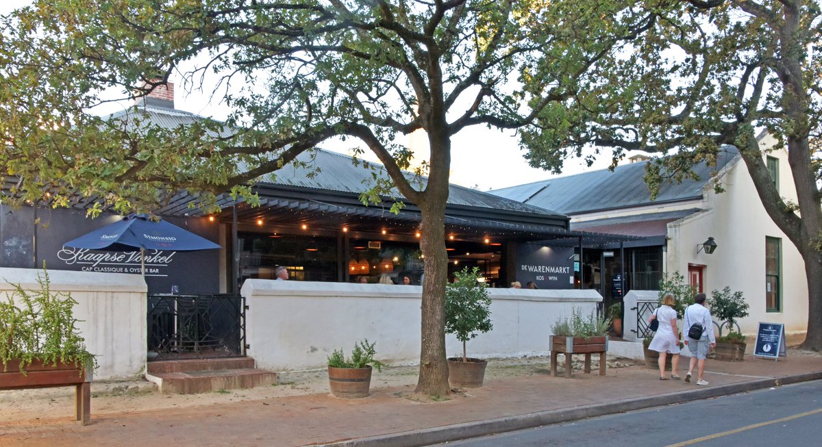 .: Pre-concert early supper at De Warenmarkt, Stellenbosch adamastorbacchus.blogspot.com/2023/04/pre-co…