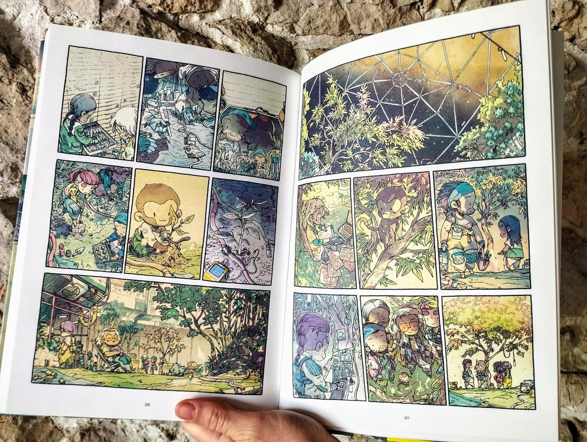 RemiNoTsundoku's tweet photo. Après la déflagration "PTSD", Singelin se pose pour écrire un récit d'anticipation à la croisée de "Planètes" de Makoto Yukimura & du travail de Mathieu Bablet. Une aventure profonde, passionnante, qui fourmille de détails & de thématiques.
Frontier
Guillaume Singelin
#LectureBD https://t.co/Rq8rwcGLx4