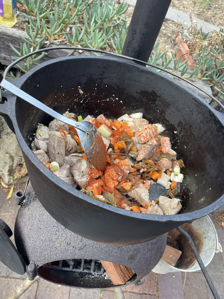 James32001's tweet photo. Cooking dinner on the Ozpig. A lovely low and slow dinner.
#Ozpig #Foodie #Foodies https://t.co/8EBAcgYKqP