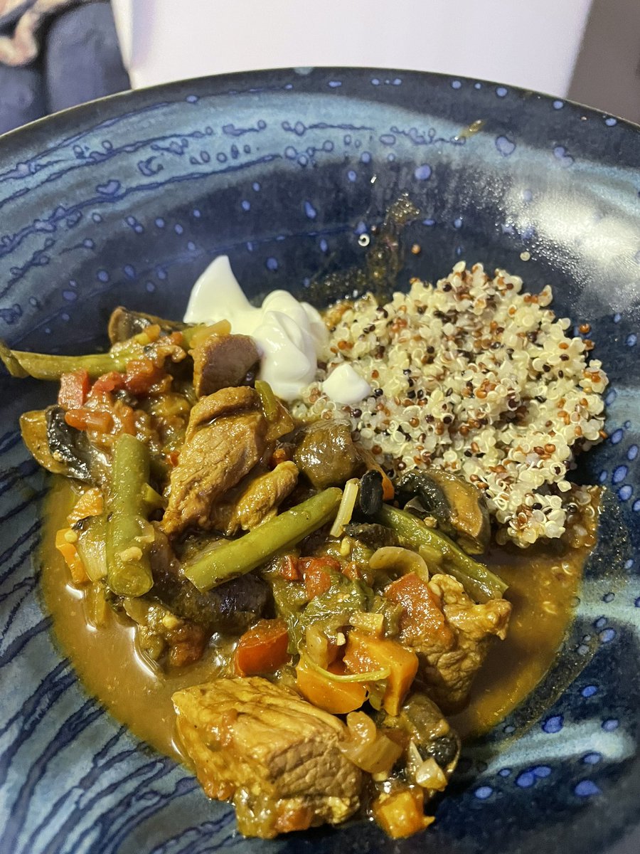 James32001's tweet photo. Cooking dinner on the Ozpig. A lovely low and slow dinner.
#Ozpig #Foodie #Foodies https://t.co/8EBAcgYKqP
