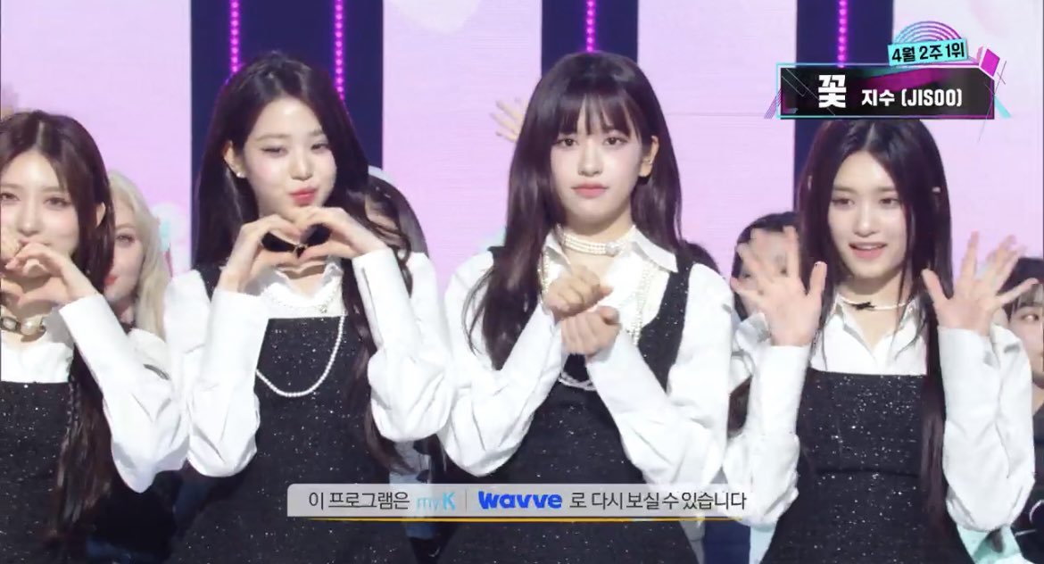 keitadj3's tweet photo. ジス、ミュージックバンク1位 4冠👑

#JISOO
#FLOWER4thWin https://t.co/xlMTxKx9Yk