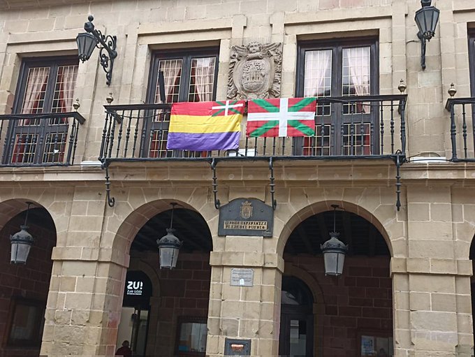 #14Abril2023 #Errenteria 
#ErrepublikaOrain