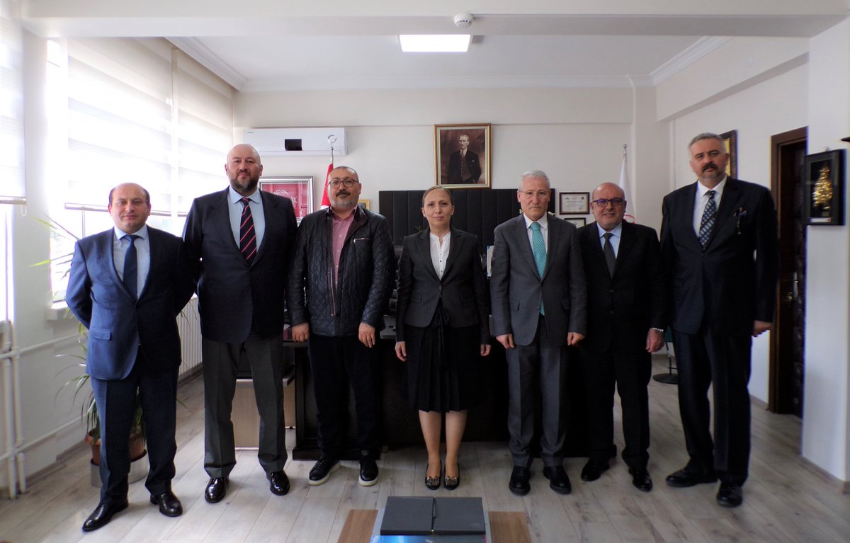 Yönetim Kurulumuz Orta Anadolu Gümrük ve Dış Ticaret Bölge Müdürlüğü Ziyareti Hk. agm.org.tr/2023/04/14/yon…