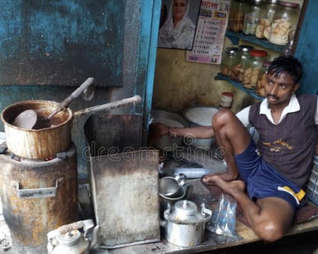 ஏங்க இந்த ஒரு மணி நேரமா இத்தனை கம்பிளெயிண்ட் சொல்றேன். சும்மா சிரிக்கிறீங்க.  
டேய் போலீஸ் ஸ்டாஷன்ல சொல்ல வேண்டியதை பொட்டிக்கடையில வந்து சொல்லிட்டிருக்க. இடத்தை காலி பண்ணு.