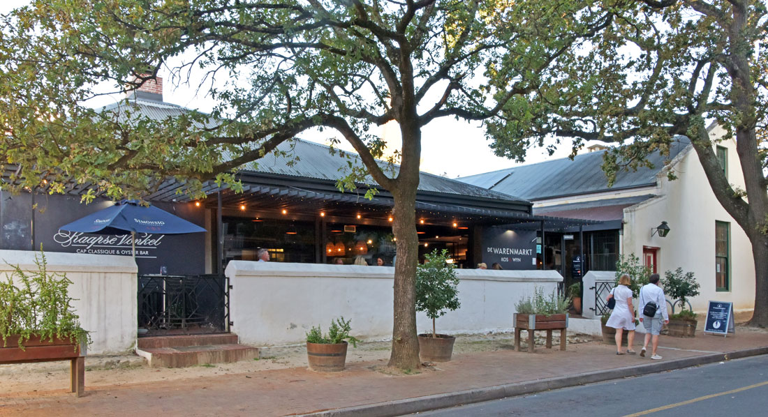 Pre-concert early supper at De Warenmarkt, Stellenbosch adamastorbacchus.blogspot.com/2023/04/pre-co…