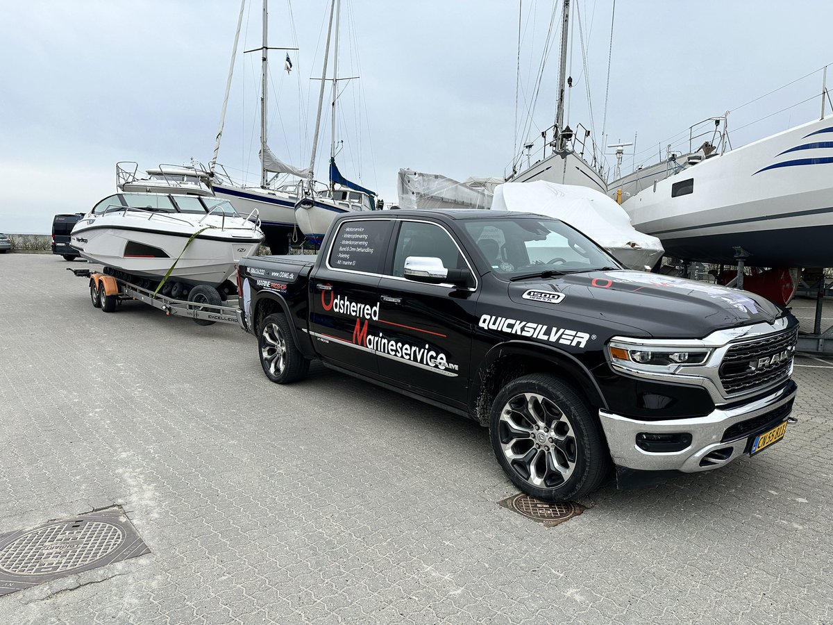 Så bliver der afleveret en båd til i Skovshoved havn 😄⚓️⚓️🤠