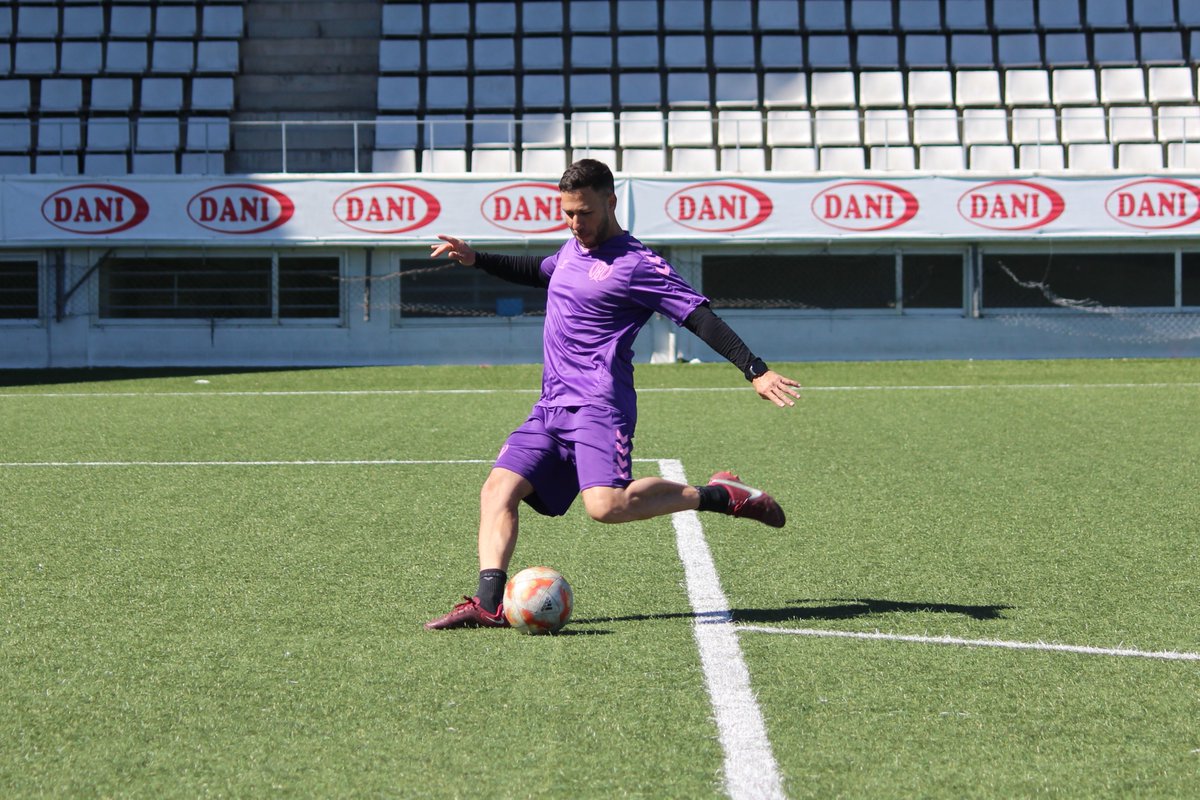 🥅🧤Feliç #DiaInternacionaldelPorter

💪<a href="/adriaag/">Adrià Aliaga Gòmez</a> 🚀 <a href="/1Nil_T/">Nil Torreguitart</a>  🫡<a href="/marcaquilue/">Marc Aquilué Lacruz</a>