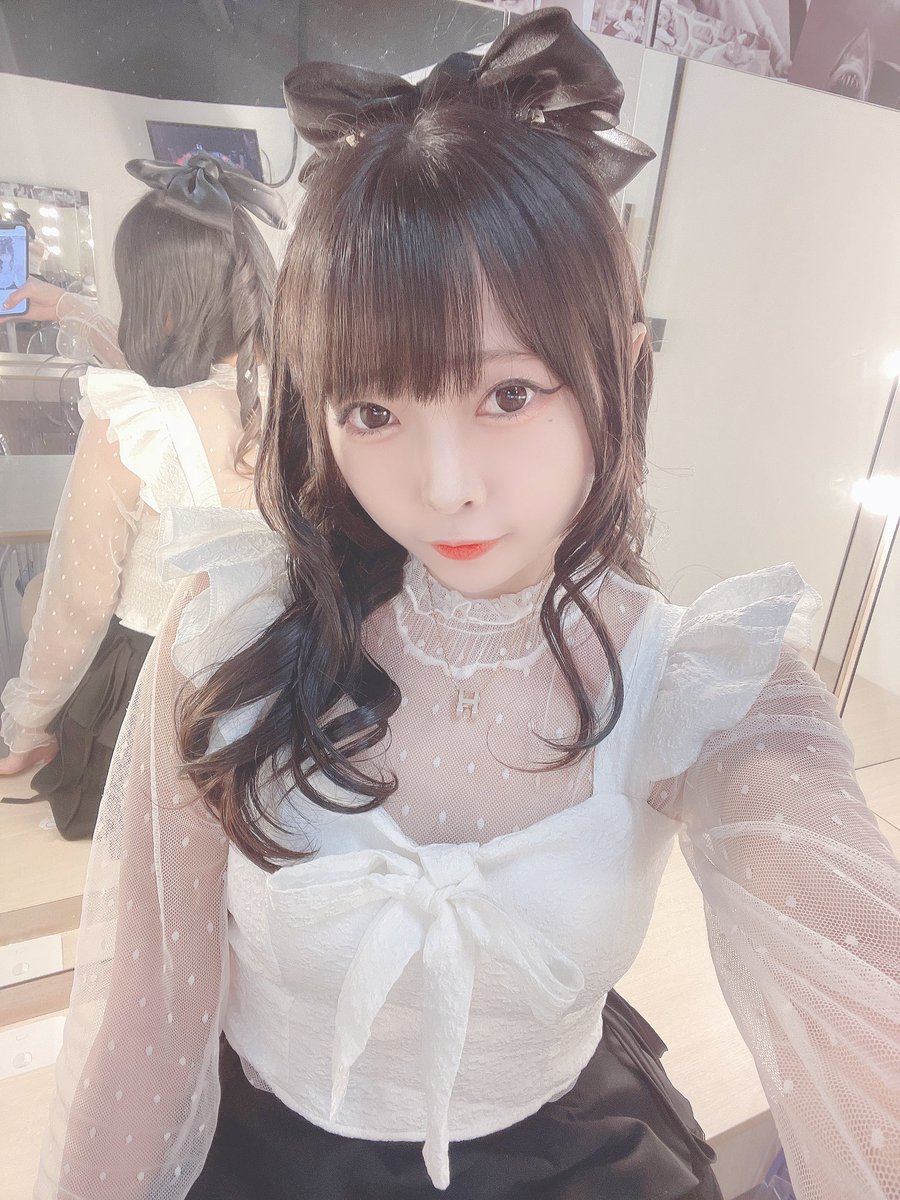 3ternal_hikari's tweet photo. 明天是什麼日子呢?🧡🧡
嘻嘻✨
✿...:*☆:**:。♡。:**:。☆*。:..✿
❥
❥
❥
❥
❥
❥
❥
❥
❥
❥
#自撮り #自撮り女子 #フォロー #フォロー募集 #フォローミー #萌え #かわいい #kawaii #大好き #可愛い #moe #cute #japan #メイド #ootd #hkig #girl #selfie #cafe #maidplanet https://t.co/NfipjyBGXJ