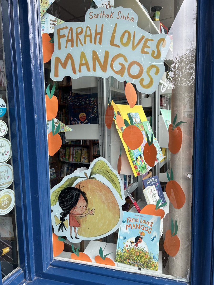 Who doesn’t LOVE mangos? We are definitely in Farah’s team 🥭@FlyingEyeBooks @bouncemarketing #mangos #ChildrensBooks #indiebookshops