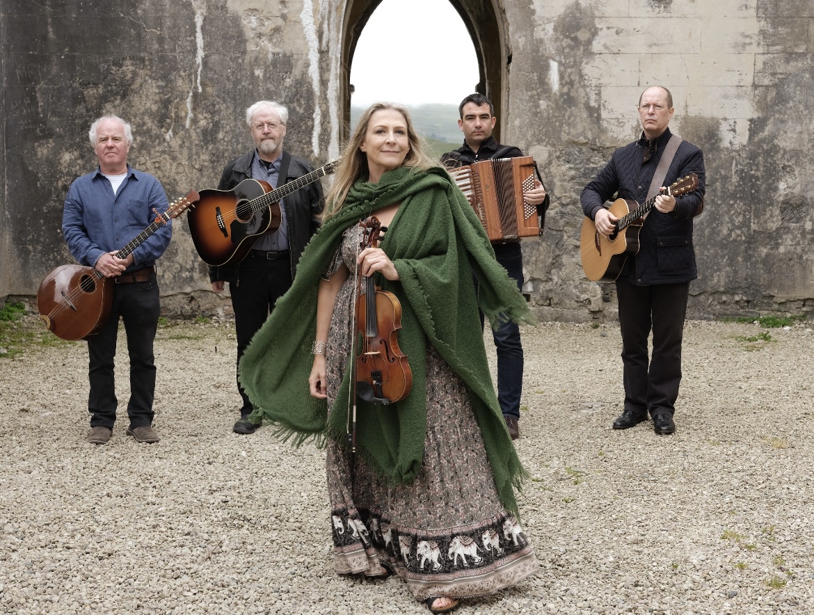 This is Galway (@thisisgalway) on Twitter photo Tá sé Díolta Amach! 👏🎶 It's another Sold Out Week for Féasta Ceoil at <a href="/StiuideoCuan/">Stiúideo Cuan</a> - in fact, most of the shows are now sold out, bar a couple later in the Summer so make sure you book your tickets ASAP to experience this beautiful venue: stiuideocuan.ie Tá sé Díolta Amach! 👏🎶 It's another Sold Out Week for Féasta Ceoil at <a href="/StiuideoCuan/">Stiúideo Cuan</a> - in fact, most of the shows are now sold out, bar a couple later in the Summer so make sure you book your tickets ASAP to experience this beautiful venue: stiuideocuan.ie