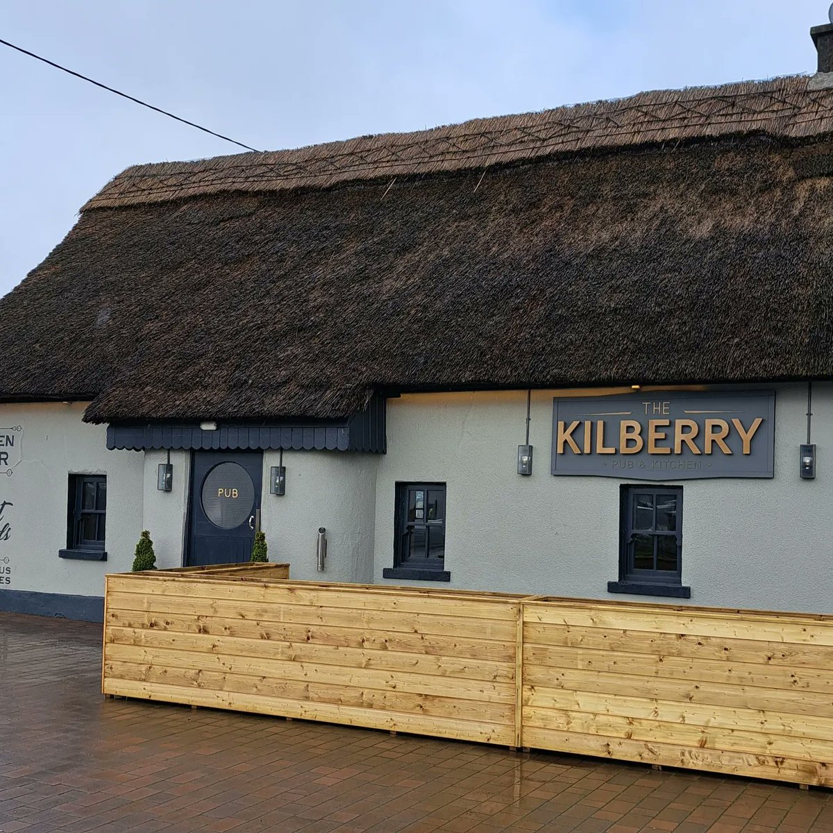 GENUINE GASTRO PUB
The term gastro pub gets used a lot but rarely is realised, this place however does deliver with a technical level of cooking deserving of the name.
m.facebook.com/story.php?stor…
#gastropub #thekilberry #meathchronicle #boynevalleytourism #navan #realcooking #meath
