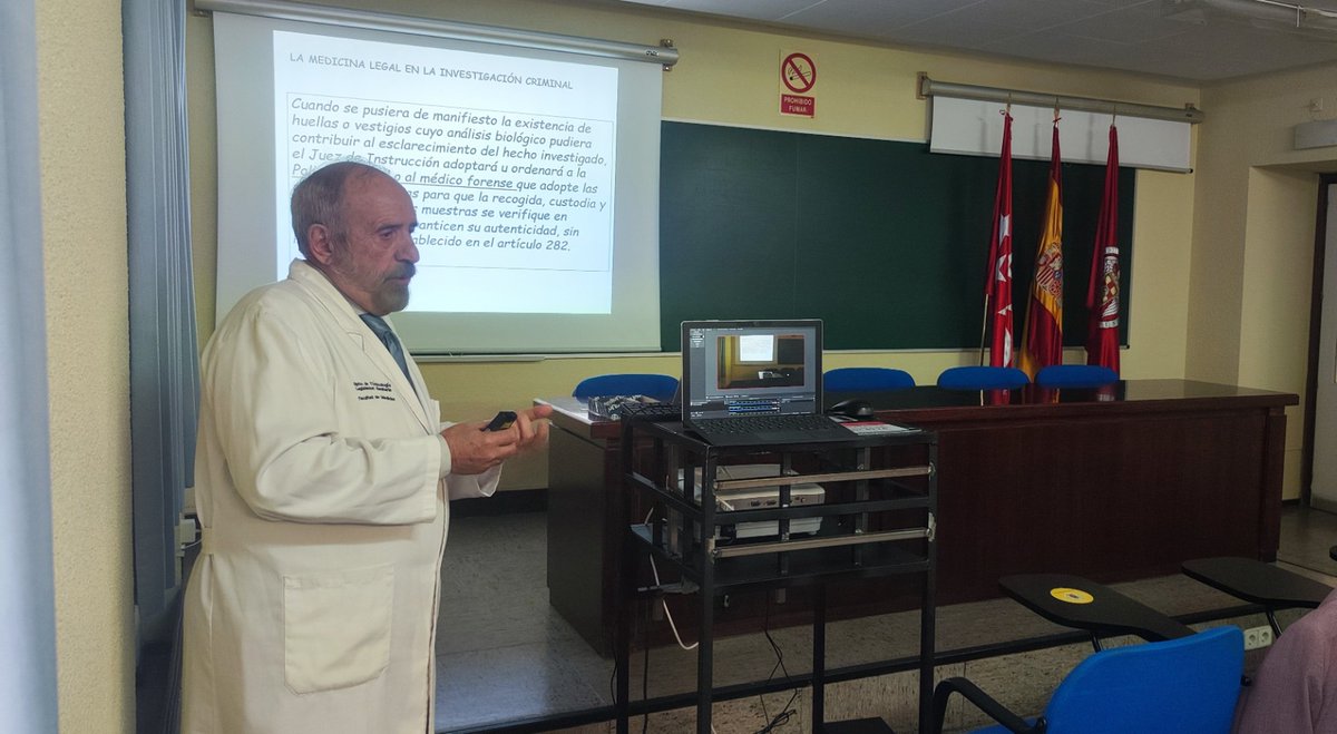 guardiacivil's tweet photo. I Curso de #Medicina Legal en #Investigación Criminal diseñado entre @unicomplutense  @guardiacivil @LAOF_EML dirigido a investigadores de homicidios del Cuerpo. Curso de alto nivel donde nuestros agentes interpretarán mejor las apreciaciones forenses en investigaciones complejas https://t.co/naCSw1Qo2g