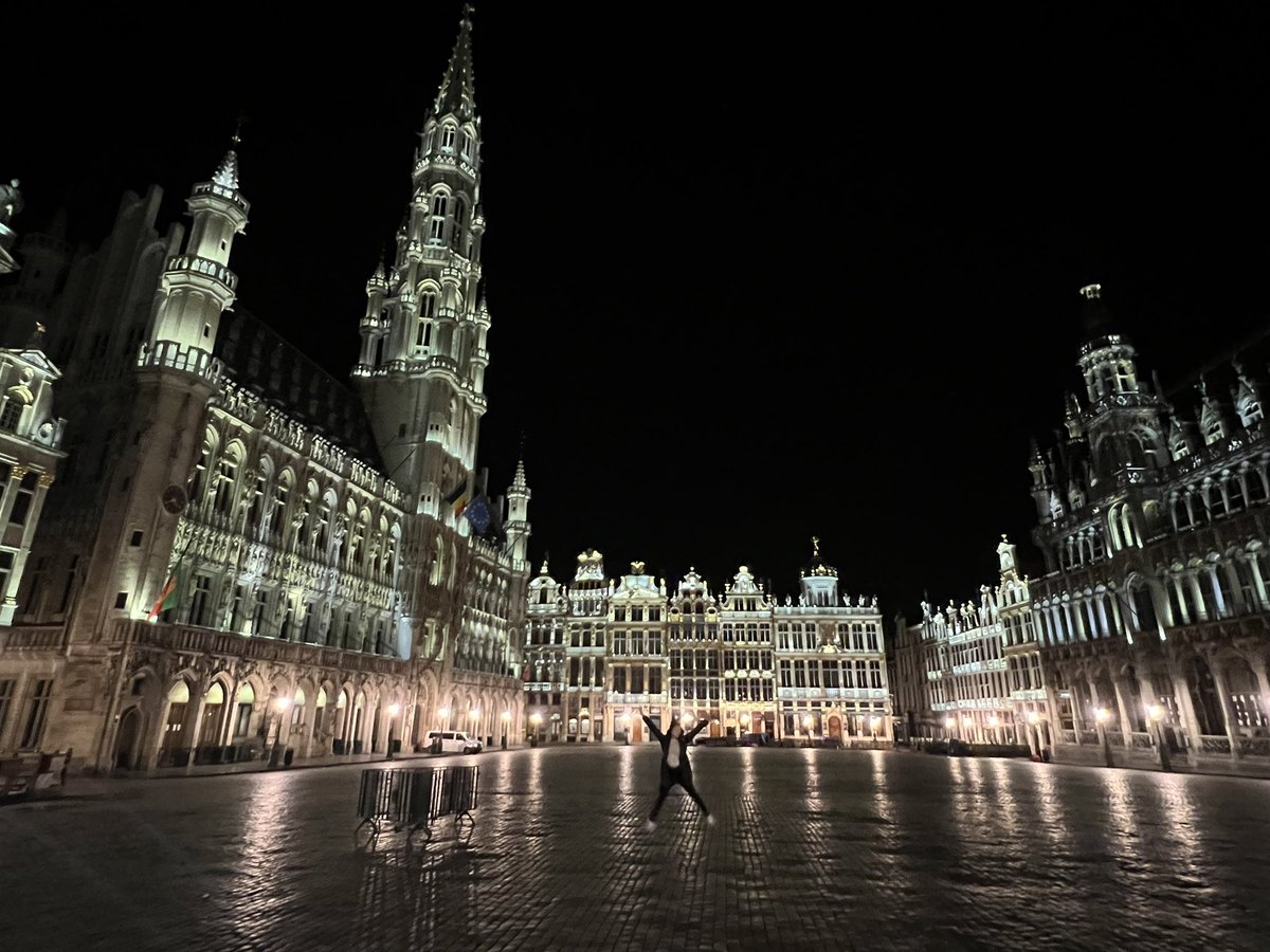 STEESHEK tweet media