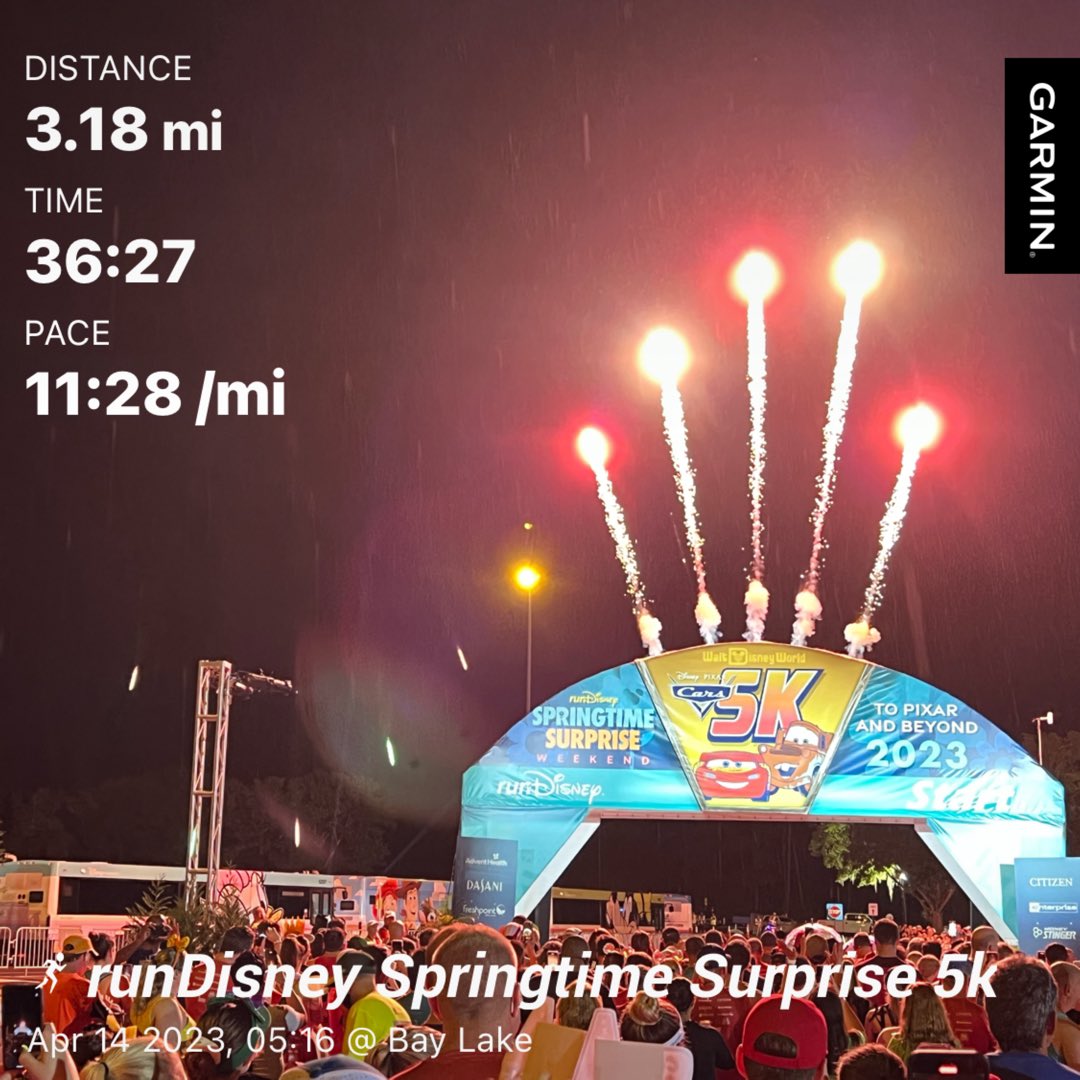 BrianLawton's tweet photo. A typical humid Florida morning. Great day for a run and kickoff to the #SpringtimeSurpriseChallenge #runDisney #Cars5k #SpringtimeSurprise https://t.co/5vhwfGBCUB