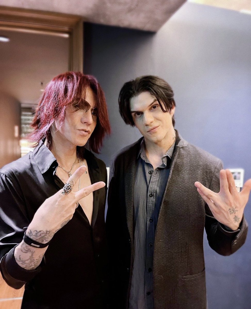 925hiroshima's tweet photo. @SUGIZOofficialさん、いつもありがとうございます☮️🌱♥️

着用アイテム...TAUJAN ~ﾀｳｼﾞｬﾝ~
▶337-06
https://t.co/uaKojDahPD

▶337-07
https://t.co/XXM9lBZBrs

私も大好きな広島のブランドです^^
是非チェックしてみて下さい！🎶

TAUJAN Twitter▼
@TAUJANCoLtd https://t.co/kXX4RW3DWw