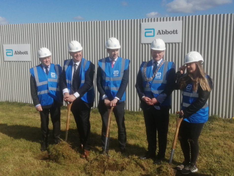 Minister <a href="/SimonHarrisTD/">Simon Harris TD</a> is helping to turn the sod on the new <a href="/AbbottGlobal/">Abbott</a> multimillion euro facility in #Kilkenny Stay tuned for updates