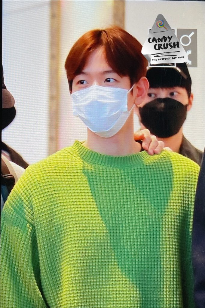 FtqxbMEaIAAFz2R.jpg:orig