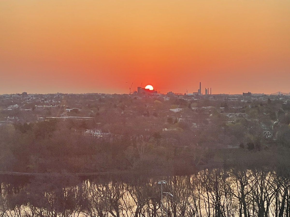 peterpayackpoet's tweet photo. Yesterday Only the 8th day of the last 50 yrs that I observed as completely #cloudness from #sunrise to #sunset! #Boston
@ShiriSpear @ericfisher
@Met_CindyFitz @weatherchannel
@PeteNBCBoston @sarahwroblewski @antoinetteA
@Pamelanbcboston @growingwisdom @boston25 @wxjerdman https://t.co/UAlLiuaVQX