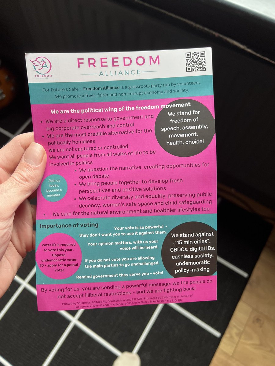 I herby pledge allegiance to the @FreedomAllian11 (cool username btw). After getting this through the door, can I say that it’s about time someone stood against the globalists who want to stop Freedom. So cool. Monika Skinner (@TinkerCards1), you are a legend - cool username
