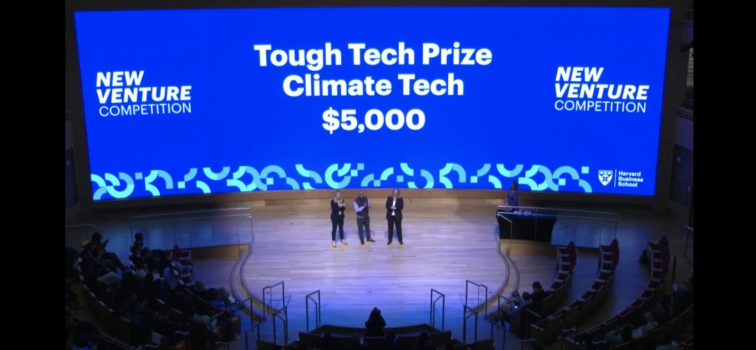 CE_Transition's tweet image. t&apos;s #featurefriday 🌟 !

👏 Congratualtions to one of our 2023 #circulareconomy incubees @Grensol for winning the @Harvard Business School&apos;s New Venture &apos;Tough Tech&apos; prize for their work on producing #hydrogen and #methane from mixed #plasticwaste.