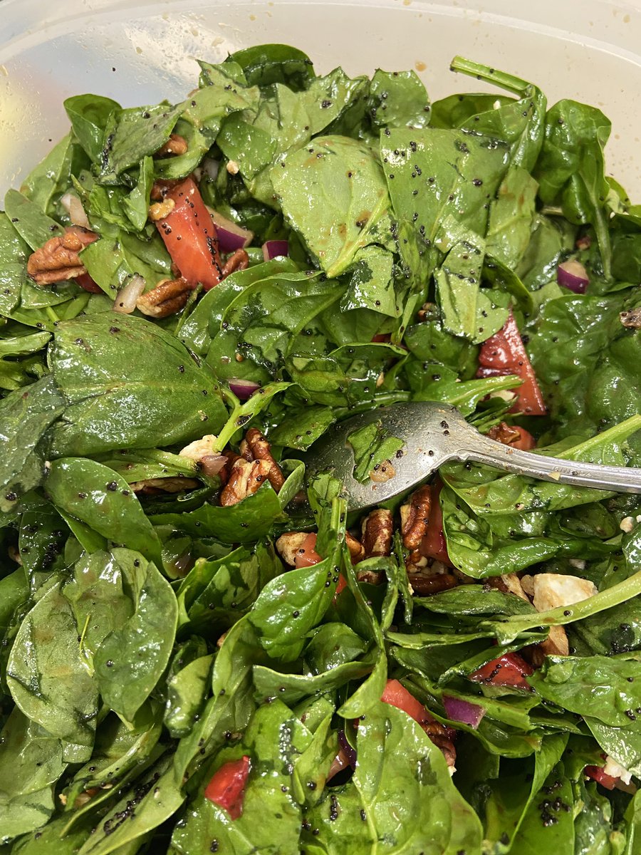 BAufdenk's tweet photo. Doubling Our Food Bucks at Hometown Market in Red Cloud while sharing Southwest Chicken Salad and Strawberry Spinach Salad. #NebExt  #UNLFoodsafety #fitandhealthykids https://t.co/x9RjWU3q5R