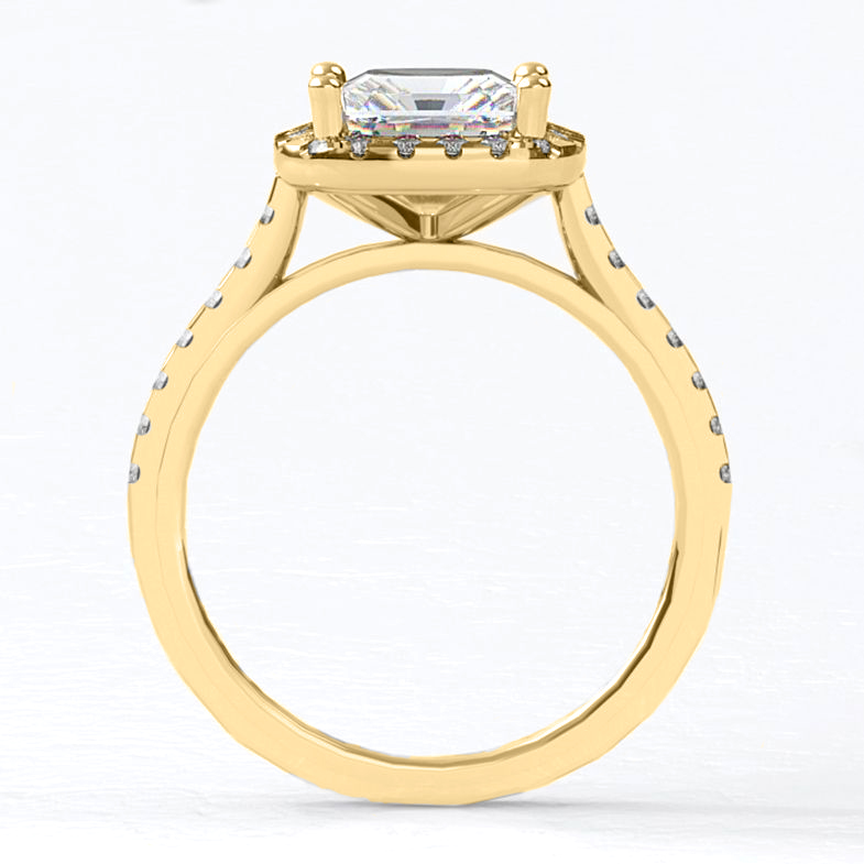 bespokediamonds's tweet photo. Millie Bobby Brown's Engagement Ring is a 3.5-4.5 ct cushion cut diamond &amp; halo, on a gold band. This ring would cost around €120,000 ($134,000). See more here: https://t.co/bw6keXoVay
#millie #milliebobbybrown
#millybobbybrownengagemant #cushioncut #engagementring #eleven https://t.co/uRJiGK94gv