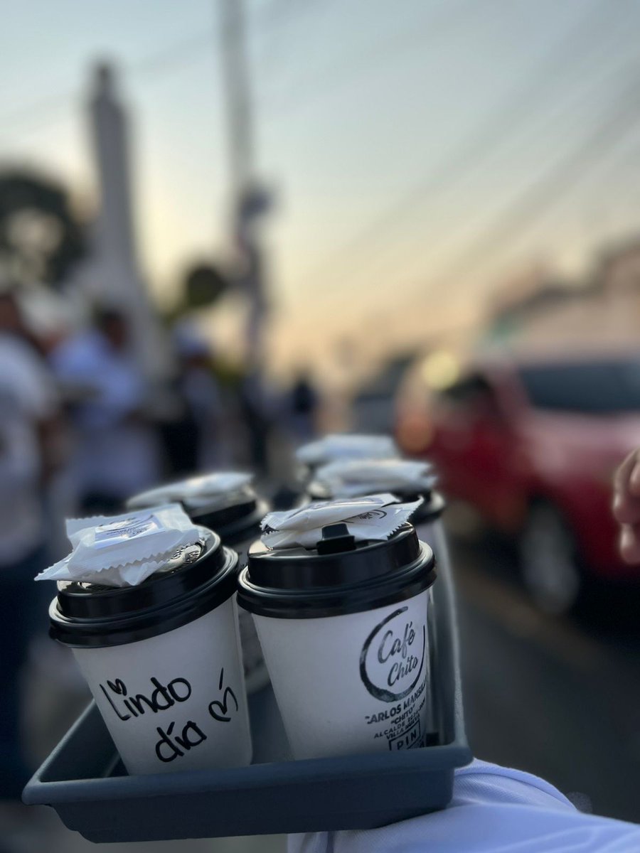 chitoman1783's tweet photo. Una bendecida mañana entregando un "Café Chito" 🙂☕ https://t.co/oeNIbgQOFb