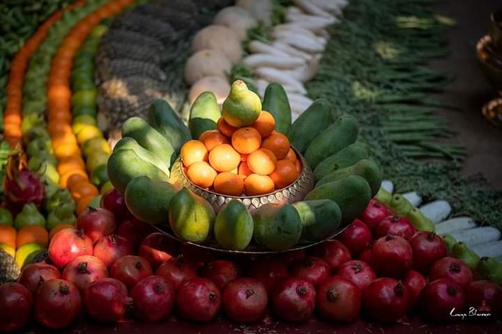 The fruit-filled decorations lend a fragrant and inviting ambiance to all the eager devotees waiting to catch a glimpse of Devi&seek her blessings as they begin their Lunar Hindu New Year. #LingaBhairavi #Bihu #Baisakhi #Vishu #TamilNewYear #Meshadi #PanaSankranti #PohelaBoishakh